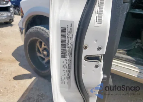 2015 Ram 1500 Laramie из США, поврежденный, VIN 1C6RR7NT0FS596871